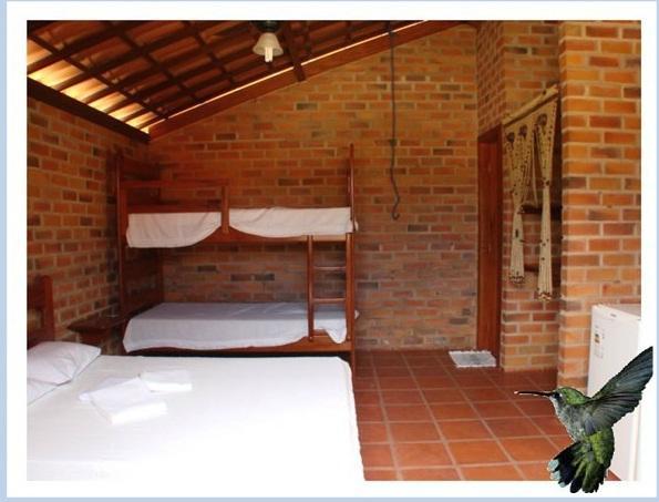 Pousada Beija Flor Icapuí Quarto foto